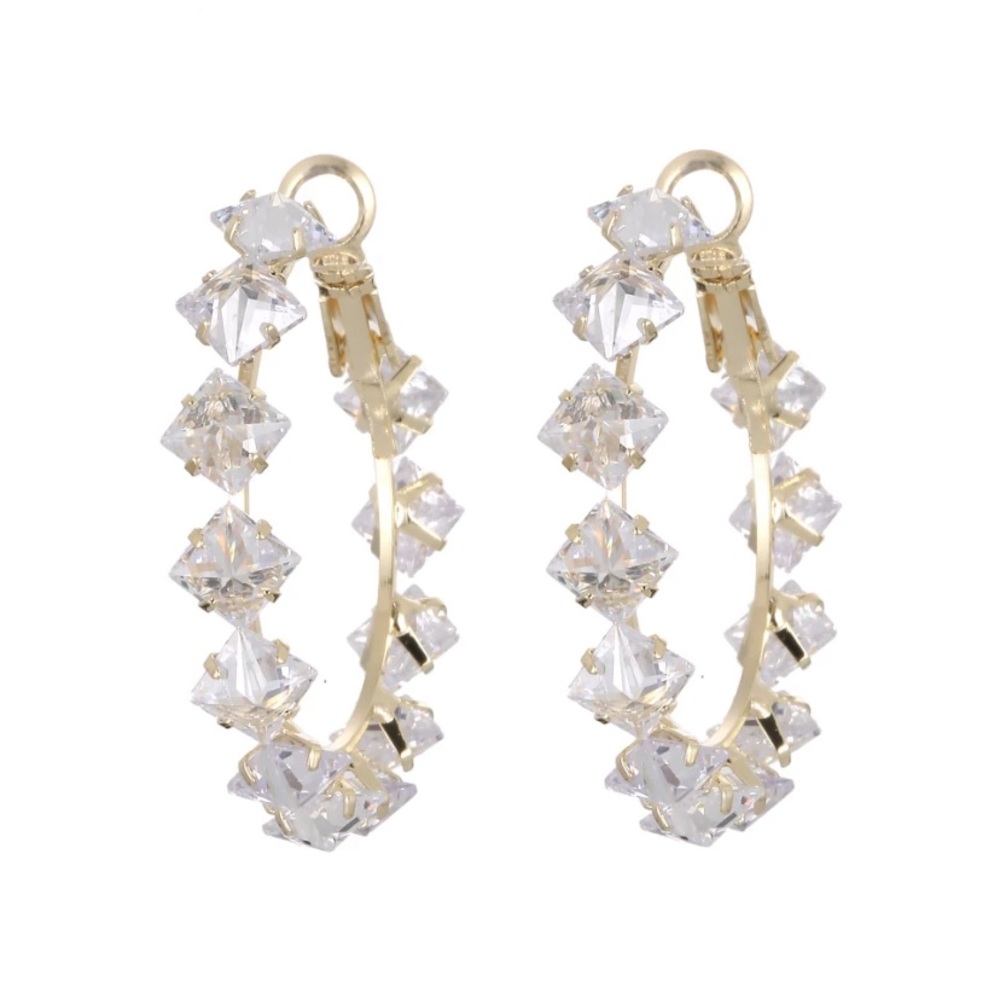 New 18k gold plated hoop earrings - Picture 3 of 5